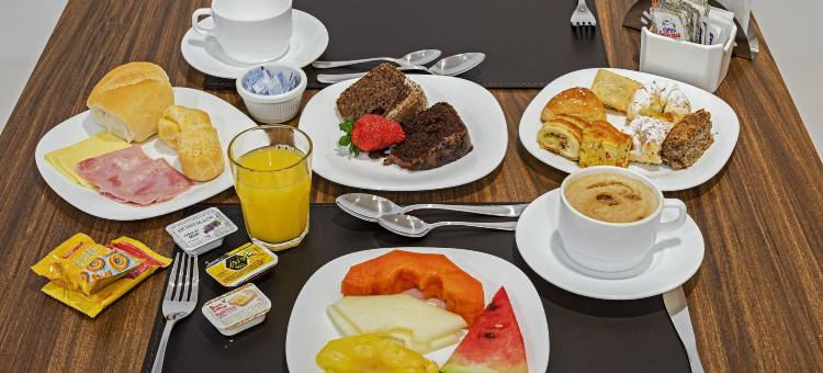 约翰贝特加街斯利姆库里提巴酒店(Slim Curitiba João Bettega)图片