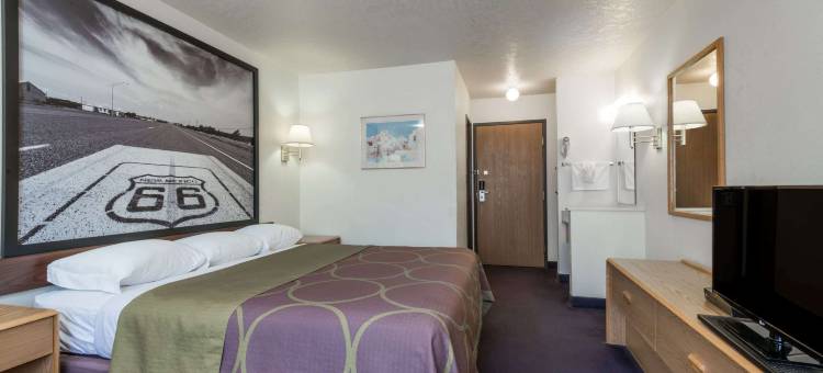 伯纳利洛速8酒店(Super 8 by Wyndham Bernalillo)图片