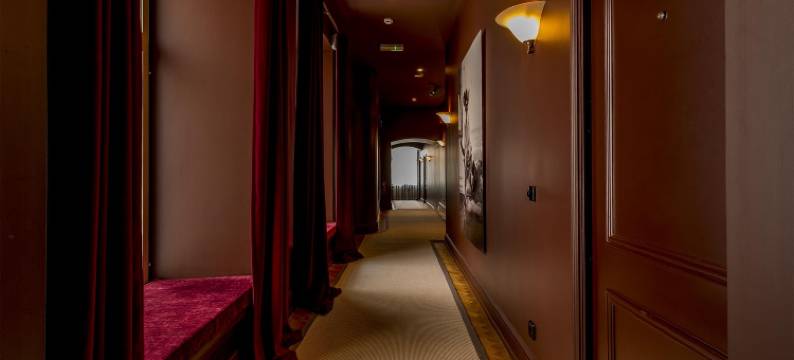 St Petersbourg Hotel图片