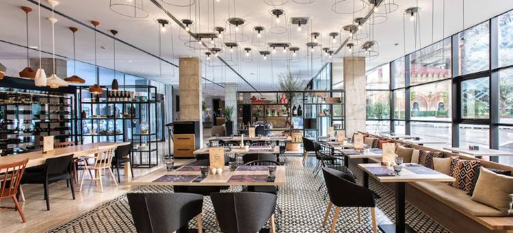 Nh阿马斯广场酒店(NH Sevilla Plaza de Armas)图片
