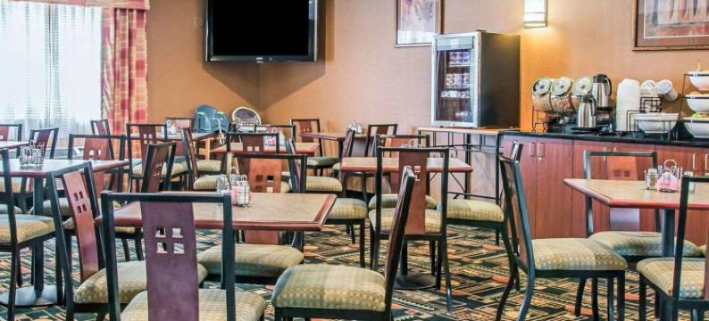 特拉弗斯城舒适酒店(Comfort Inn Traverse City)图片