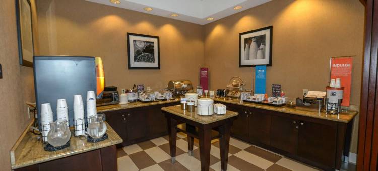 希尔顿欢朋套房酒店(Hampton Inn & Suites Bremerton)图片