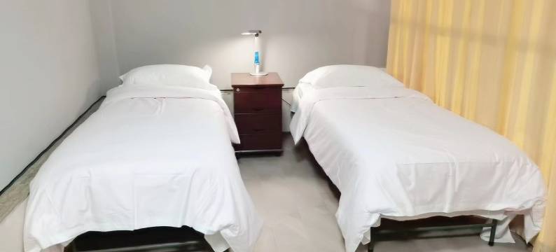 太白云端山居公寓(世纪大道分店)图片