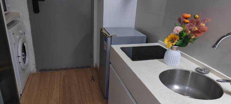 房东张经理公寓(曹家塘路分店)图片