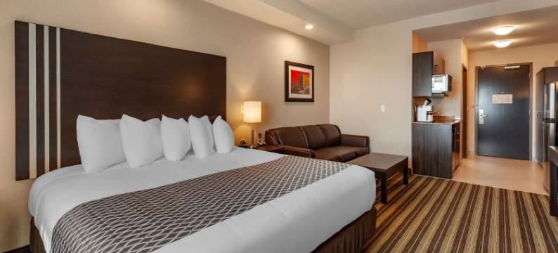 德莱顿谷贝斯特韦斯特优质行政酒店(Best Western Plus Drayton Valley All Suites)图片