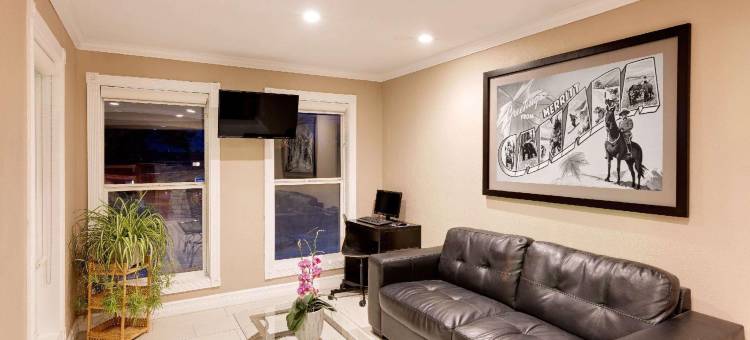 梅里特智者旅店(Sage Inn Merritt BC)图片