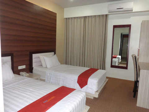 Hotel Grand Putra Syariah Kebumen