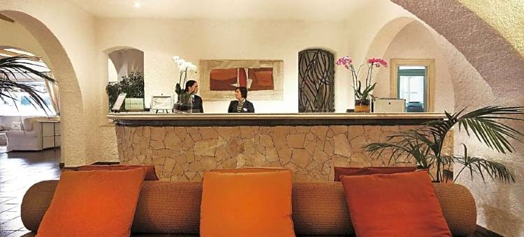 卡波特斯塔科隆纳大酒店(Colonna Grand Hotel Capo Testa, a Colonna Luxury Beach Hotel, Santa Teresa Sardegna)图片
