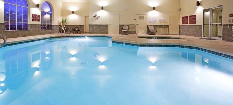 智选假日套房酒店法明顿(布卢姆菲尔德)(Holiday Inn Express & Suites FARMINGTON (BLOOMFIELD) by IHG)图片