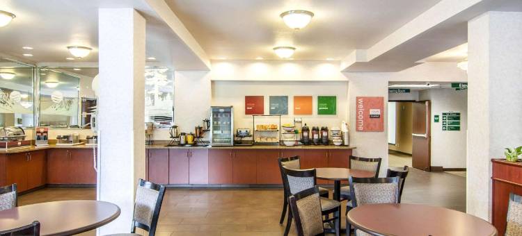 舒适套房酒店(Comfort Inn & Suites Salem)图片