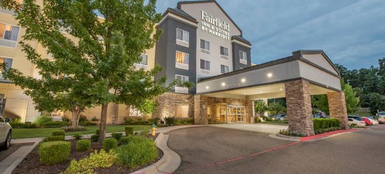 特克萨卡纳万枫酒店及套房(Fairfield Inn & Suites Texarkana)图片
