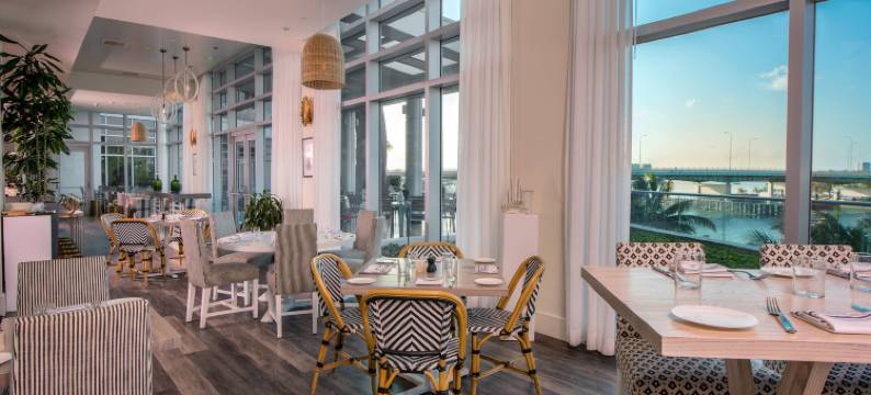 迈阿密巴尔港丽思卡尔顿度假村(The Ritz-Carlton Bal Harbour, Miami)图片