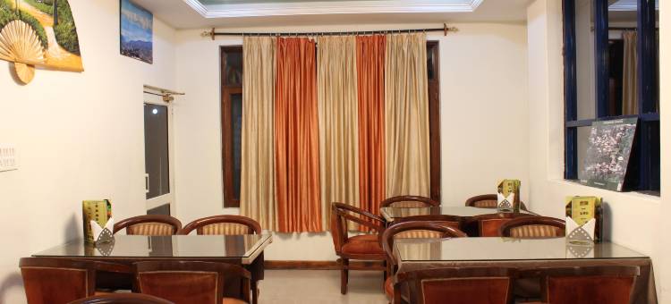 巴拉加赫丽景酒店(Baragarh Regency)图片
