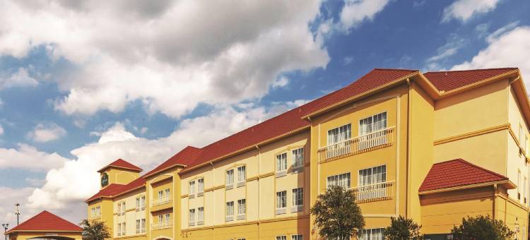 肖尼拉昆塔温德姆套房酒店(La Quinta Inn & Suites by Wyndham Shawnee)图片