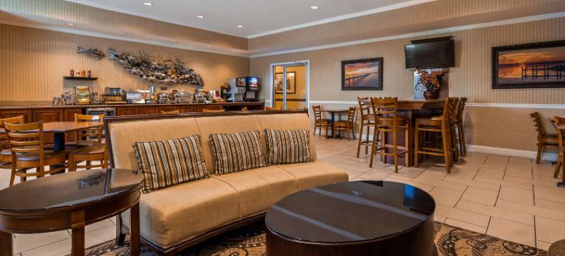 伊斯顿贝斯特韦斯特优质套房酒店(Best Western Plus Easton Inn  Suites)图片