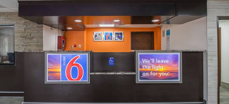 萨凡纳城6号汽车旅馆(Motel 6 Savannah, GA - Midtown)图片