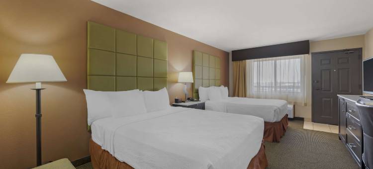 乡村贝斯特韦斯特优质套房酒店(Best Western Plus Country Inn  Suites)图片