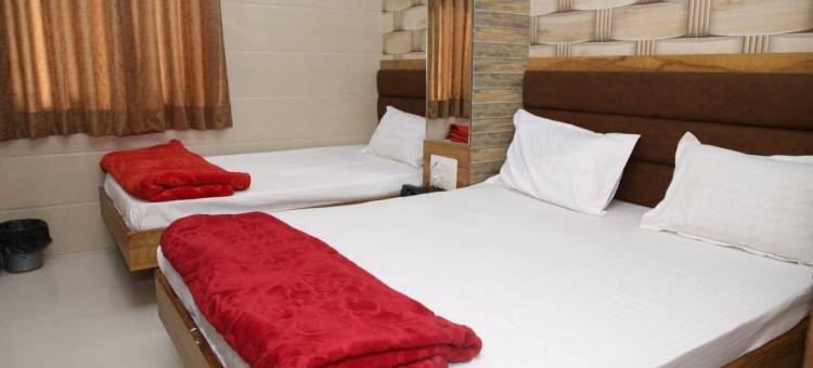 阿尔沙里夫曼兹尔酒店(Hotel Al Sharif Manzil 90 Mtrs from Dargah)图片