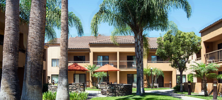 安纳海姆布埃纳帕克万怡酒店(Courtyard Anaheim Buena Park)图片