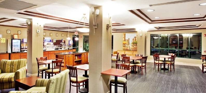 智选假日套房酒店梅肯西 by IHG(Holiday Inn Express & Suites MACON - I-475 by IHG)图片