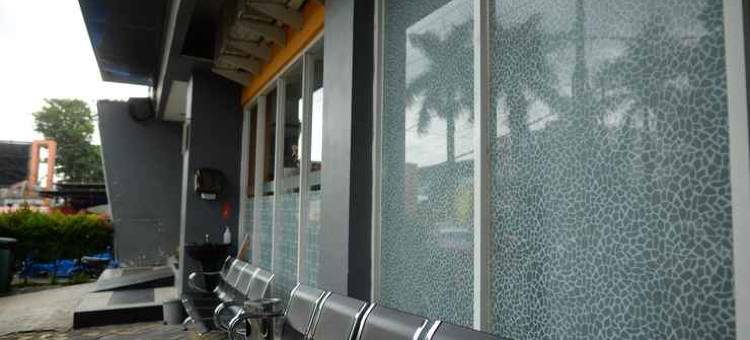 玛琅前一经济型酒店(Front One Budget Malang by Azana)图片