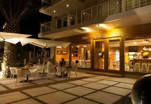 2122 Hotel Art Design Hotel Overview