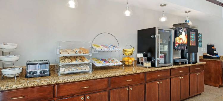 蓝天使贝斯特韦斯特优质酒店(Best Western Plus Blue Angel Inn)图片