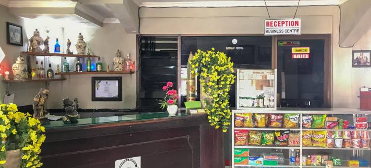 OYO 90132莱雅马斯酒店(Hotel Lie Mas Prigen Pasuruan Mitra RedDoorz)图片