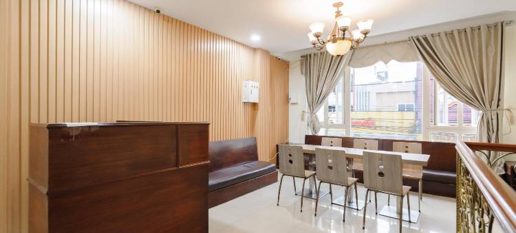 RedDoorz @ Best Hotel Jalan Dr. Sutomo Siantar图片