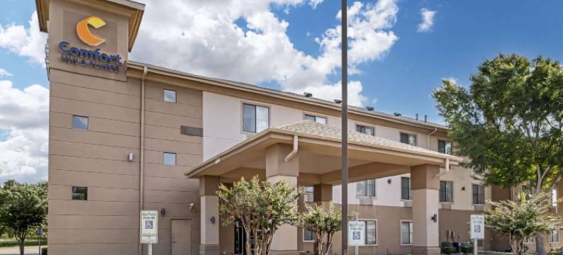 塞金的舒适套房酒店(Comfort Inn & Suites)图片