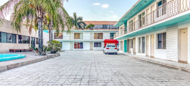 首都O拉西埃斯塔酒店(Capital O Hotel la Siesta, Gomez Palacio)图片