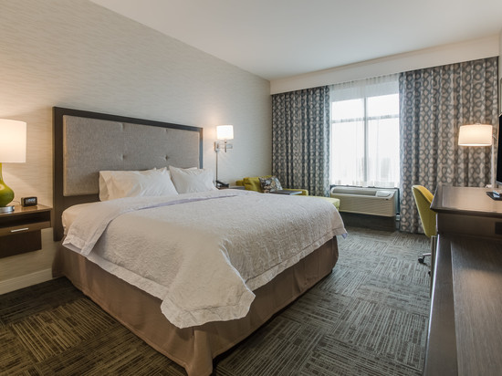 希尔顿欢朋酒店-白宫