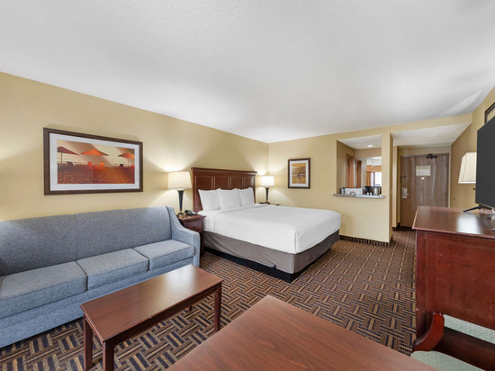 雷东多比奇海滩贝斯特韦斯特优质酒店