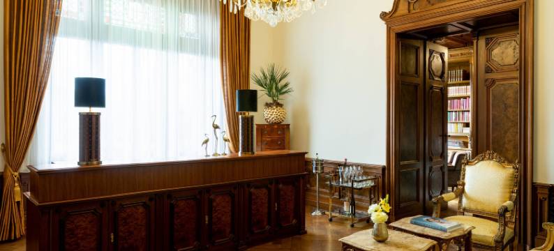 利塞尔城堡 Autograph Collection(Schloss Lieser, Autograph Collection)图片