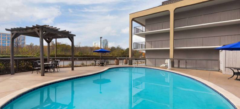 纳什维尔机场-布里利呗盟套房酒店(Baymont by Wyndham Nashville)图片