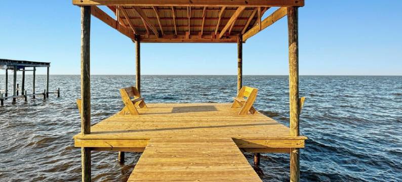 Baywatch Paradice Paradice  8 m to Beach, Private Pier, Sleeps 8 Fenced Dog Area图片