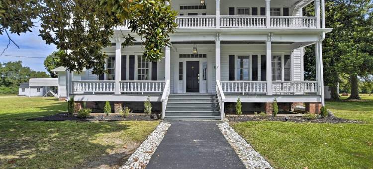 Stunning historic home w/ large rooms. Close to attractions. Kid & pet friendly!图片