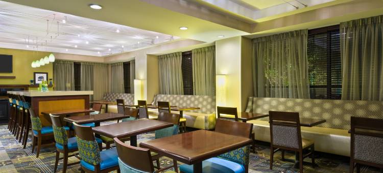 亚特兰大佩利梅特中心希尔顿欢朋酒店(Hampton Inn Atlanta-Perimeter Center)图片