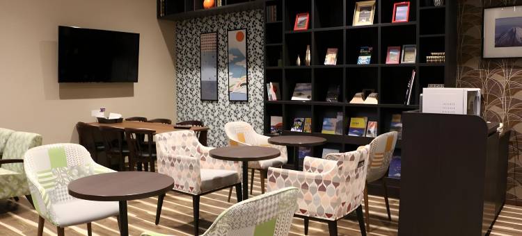 高原乐园站胶囊旅馆&Lounge(Mt.Fuji Cabin & Lounge Highland Station Inn (Capsule Hotel))图片