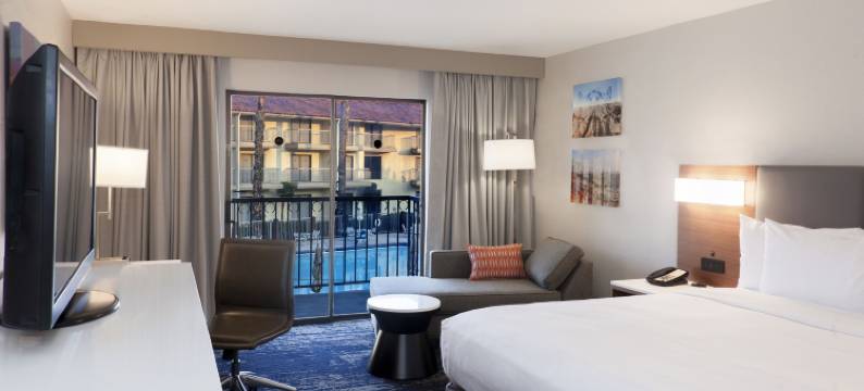 贝克斯菲尔德逸林酒店(DoubleTree by Hilton Bakersfield)图片