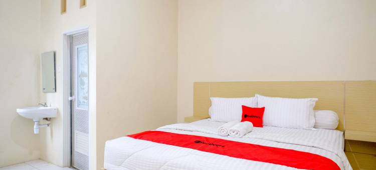 RedDoorz at Dewanti Syariah near Stasiun Tulungagung图片