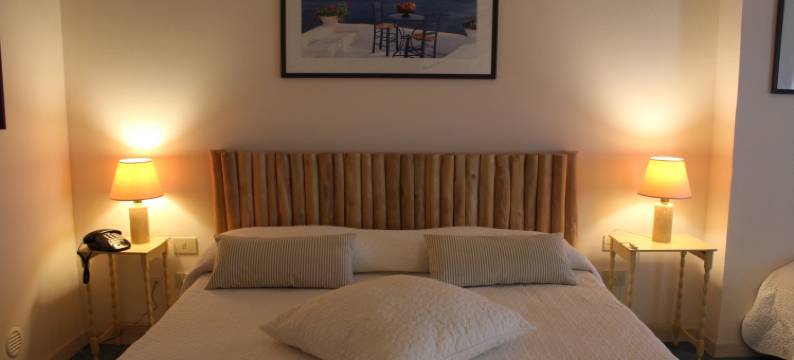 朋塔昆特罗文缇酒店(Puntaquattroventi)图片