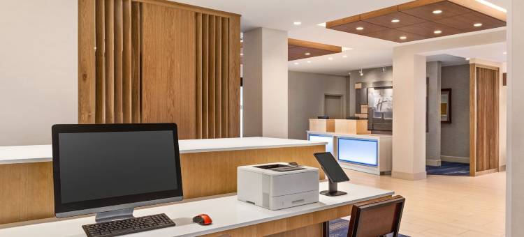 智选假日套房酒店丹佛机场(Holiday Inn Express & Suites Denver Airport)图片