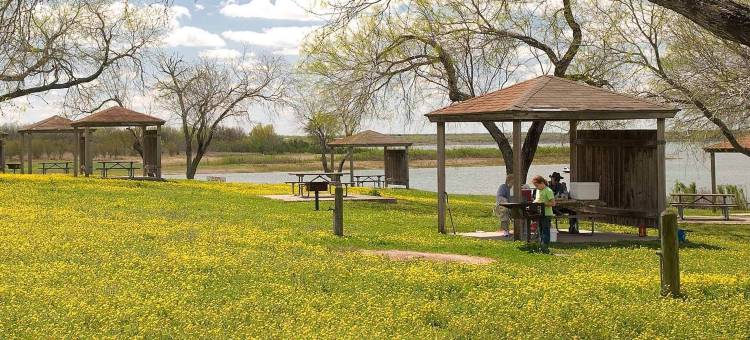 巴斯旅馆 - 曹克峡谷国家公园(Bass Inn - Choke Canyon National Park)图片