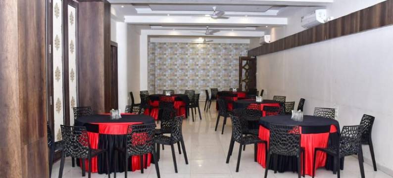 白珍珠酒店(Hotel White Pearl, Jabalpur)图片