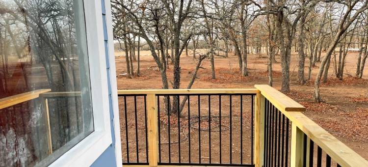 Lakefront Relaxation and Stunning Views - Charming Glamping Escape图片