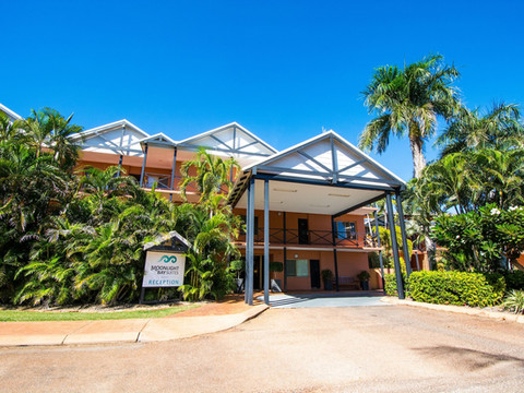 贝赛德假日公寓