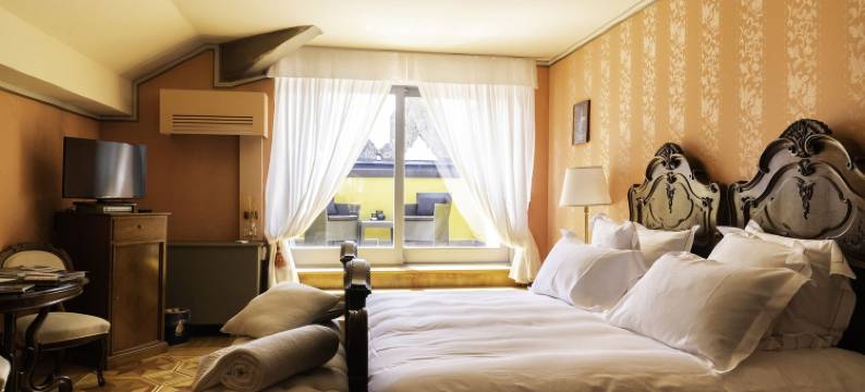 瑞莱斯克雷斯皮城堡别墅酒店(Relais & Chateaux Villa Crespi)图片