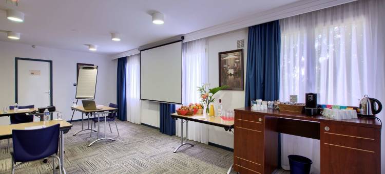 基里亚德里波尔圣艾米里昂酒店(Kyriad Libourne - Saint Emilion)图片