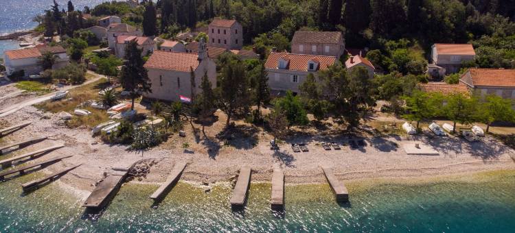 弗尼克艺术俱乐部(Vrnik Arts Club)图片